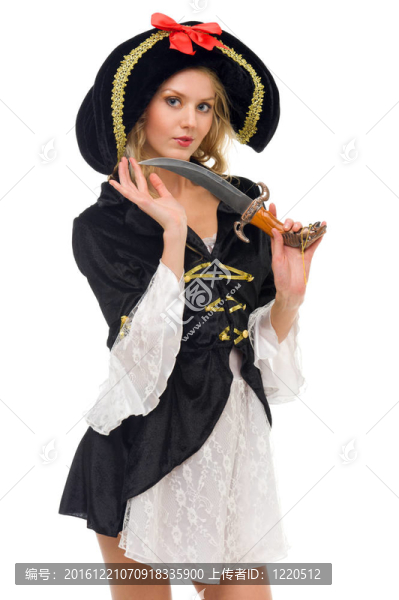 美麗的女人在嘉年華服裝。海盜造型