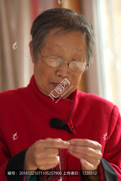 奶奶的針線活