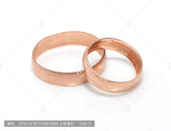 結(jié)婚戒指和玫瑰花