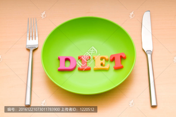 餐桌上的食物
