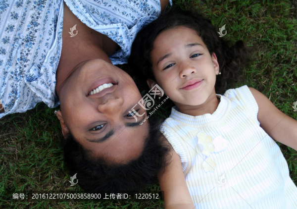 母親和女兒