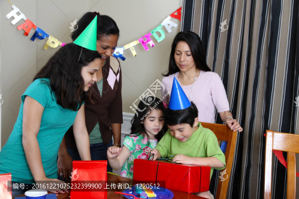 生日聚會(huì)