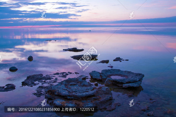 晚上的海景