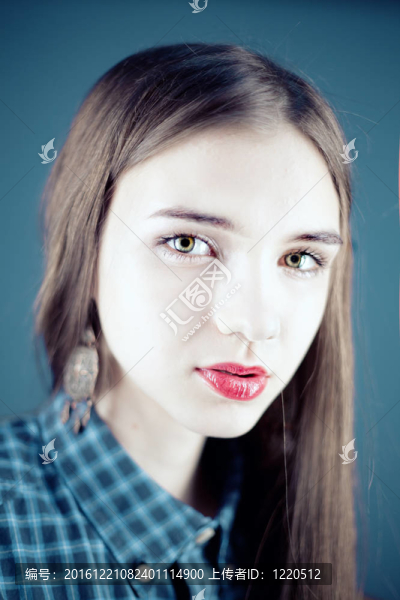 年輕的女人