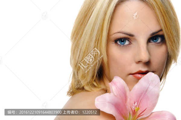 金發(fā)美女