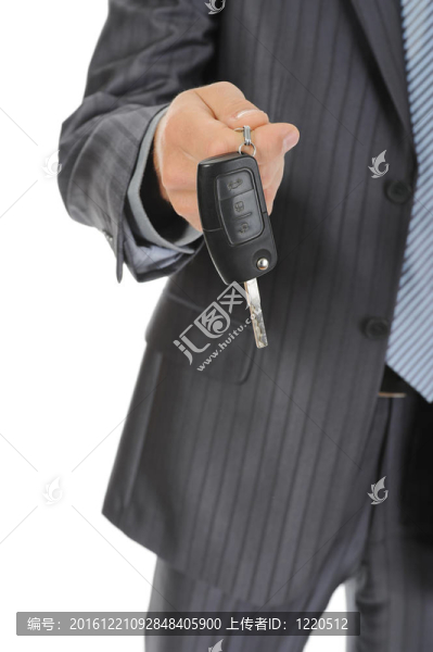 商人給汽車鑰匙