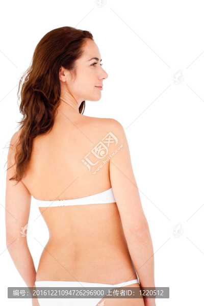 積極的西班牙女人穿比基尼