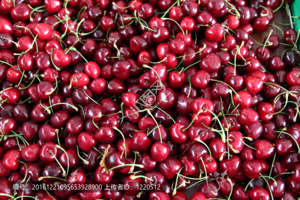 在科斯的新鮮水果市場(chǎng)
