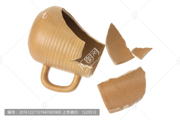 打破的杯子