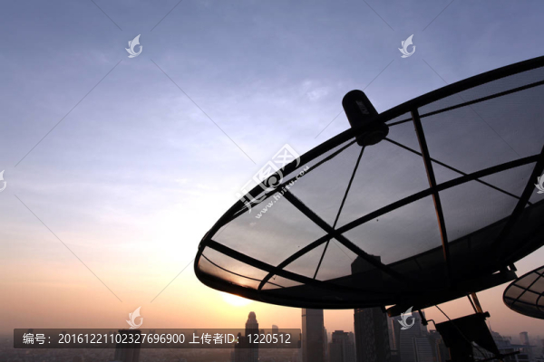 通信衛(wèi)星天線