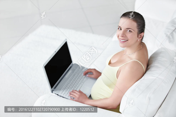 懷孕的女人