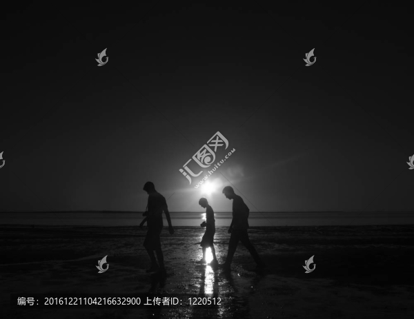 日落的行者