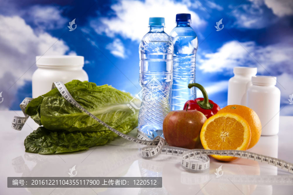 啞鈴健身；