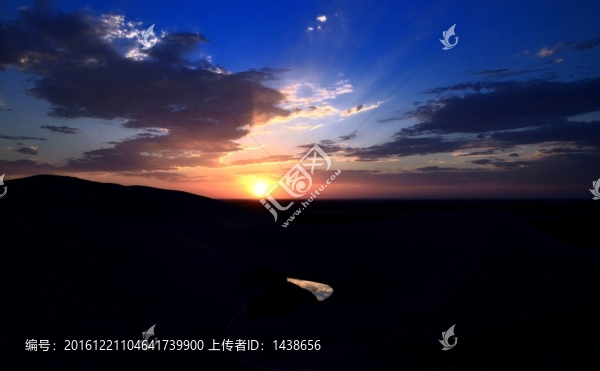 晚霞
