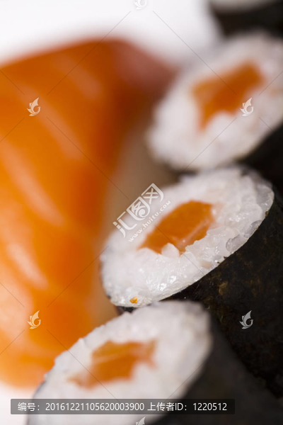 日本傳統(tǒng)食品；粟實(shí)