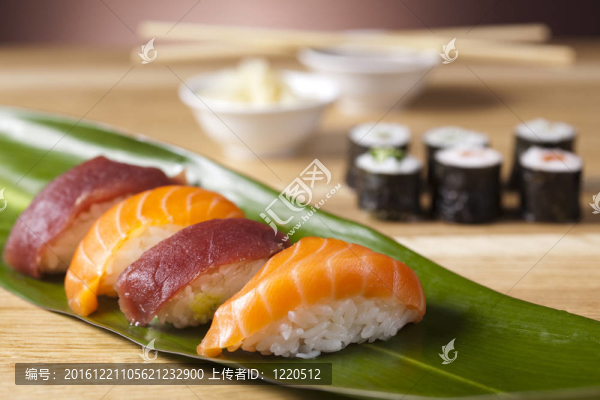 日本傳統(tǒng)食品；粟實