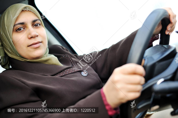 中東穆斯林女司機(jī)