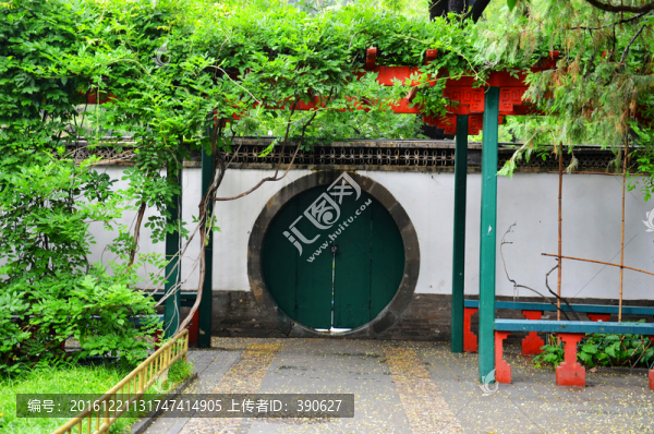 月亮門和綠植長廊