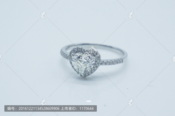 鉆石戒指圖片