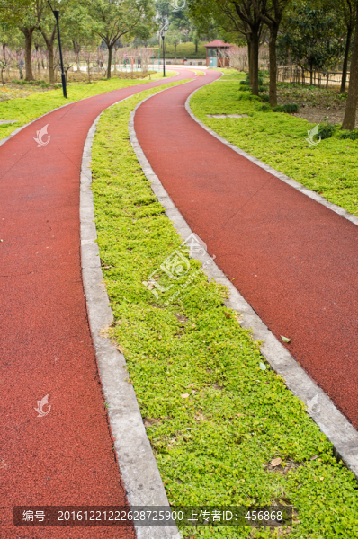 塑膠跑道