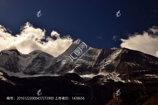 雪山