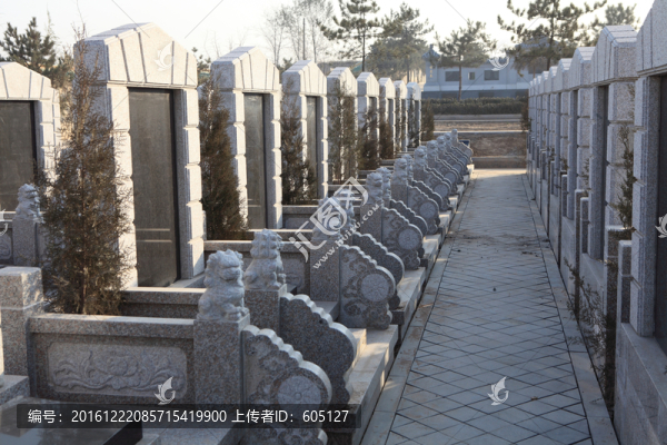 墓地墳地