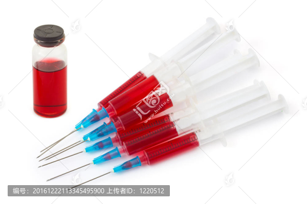 注射器和瓶子