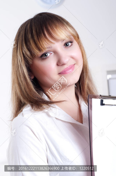 漂亮的女商人與平板