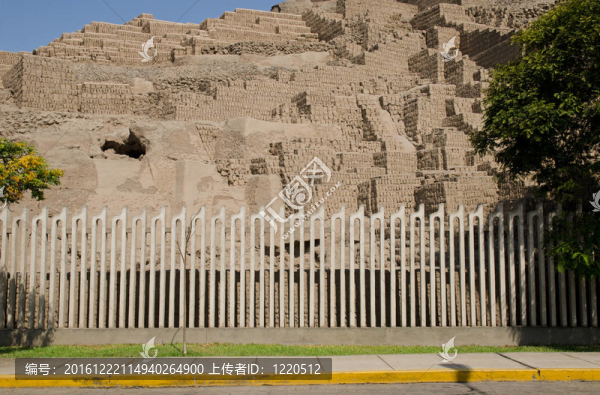 Huaca,Pucllana；米拉弗洛雷斯；利馬；秘魯