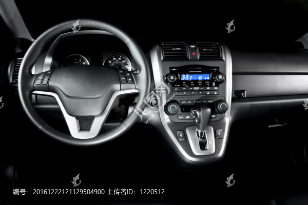 現(xiàn)代豪華轎車內(nèi)飾