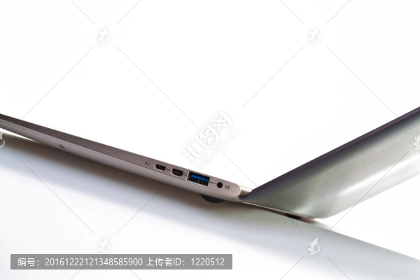 超薄筆記本電腦