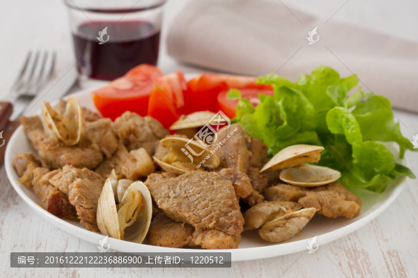 海鮮豬肉沙拉