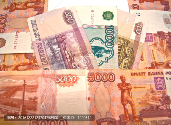 100；500；1000和5000盧布