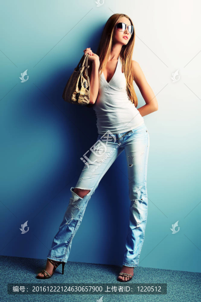 自然的姿勢
