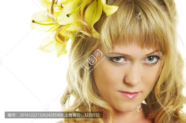 女人與莉莉