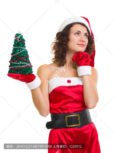 穿著克勞斯衣服的婦女
