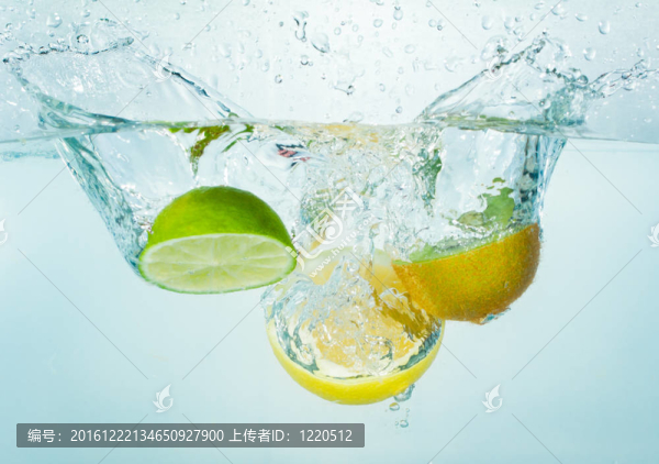 柑橘類水果飛濺