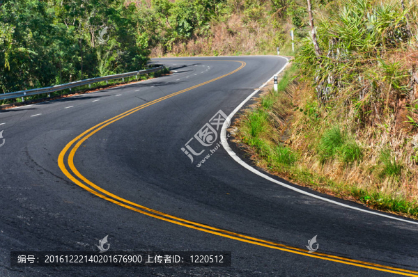 彎路與黃線
