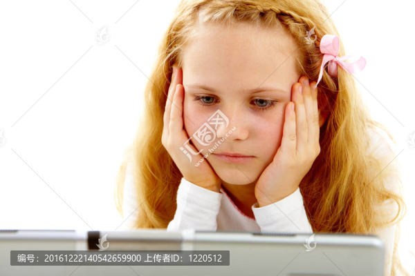 認真的女孩