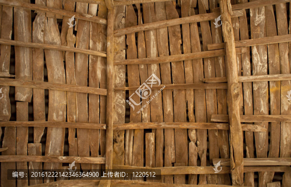 農(nóng)村的木屋頂