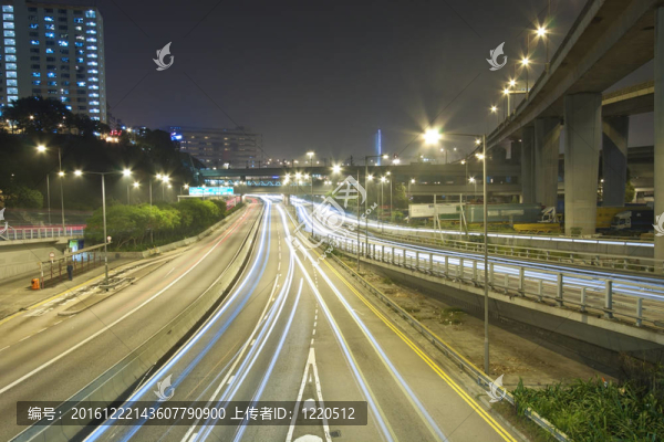 通過對香港市區(qū)的交通在晚上