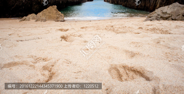 海灘上的Nueva,de,Llanes