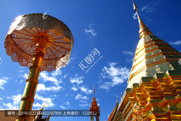 在Doi,Suthep小的云