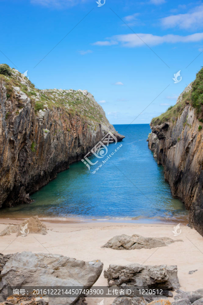 海灘上的Nueva,de,Llanes