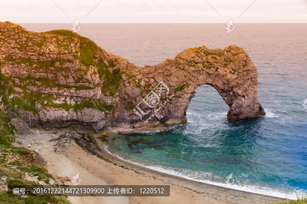 灘石拱門(mén)；侏羅紀(jì)海岸；多塞特；英國(guó)