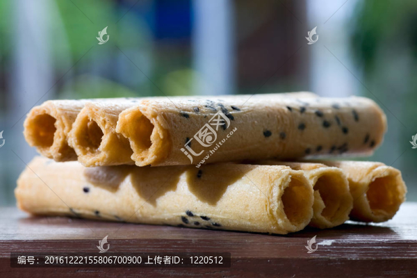 芝麻大圓片