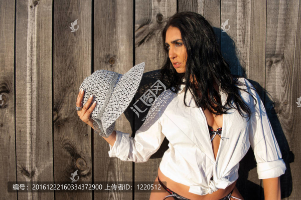 性感的女人againd木棚