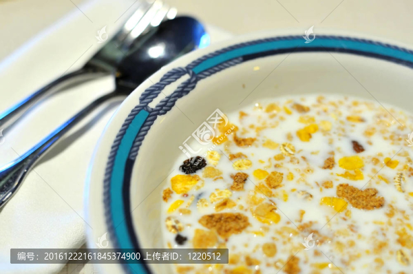 牛奶麥片