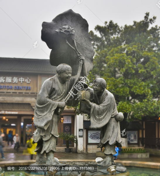 和合二仙雕塑