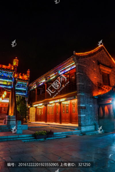 臺(tái)兒莊古城夜景